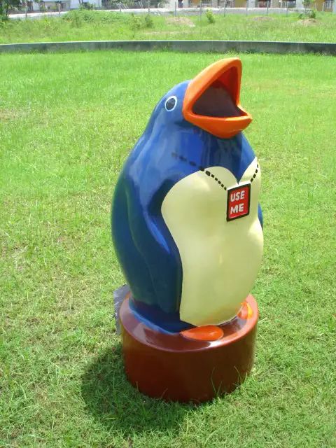 penguin dustbin